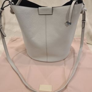 RADLEY Bucket Bag in Dove Grey